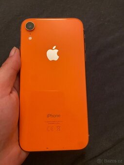 iPhone XR - 4