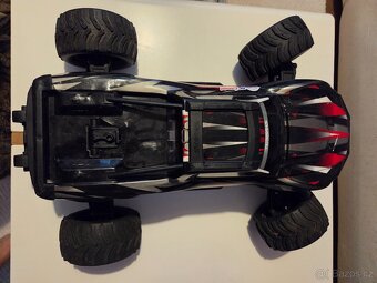 Traxxas maxx - 4
