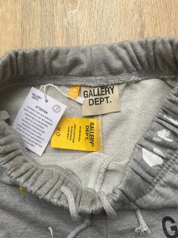 Gallery dept kraťasy - 4