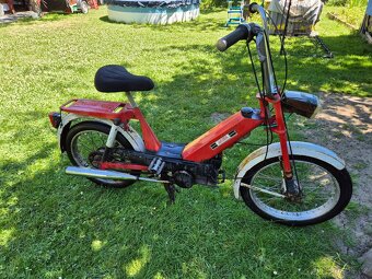 Babetta 207 s kartičkou, červená 9. - 4