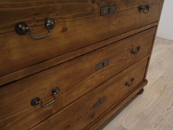 Originál stará komoda z masivu po renovaci - 4