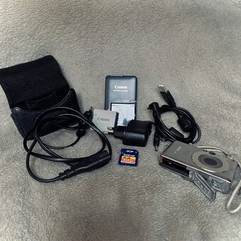 Canon IXUS 40 digitální fotoaparát - 4
