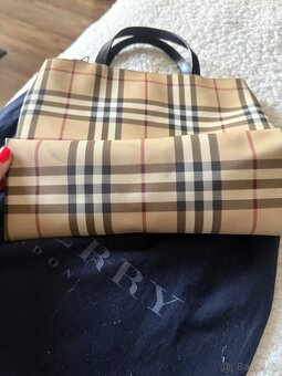 Burberry kabelka - 4