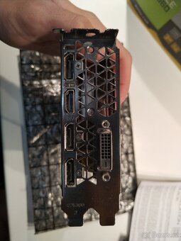 GeForce GTX 1060 AMP 3GB - 4