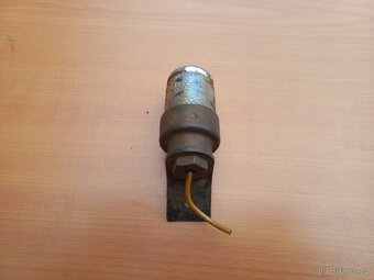 Bosch - zadní světlo - 4