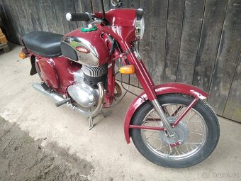 Jawa 250/592 - 4