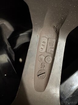 R18 Desing by OZ racing - 4