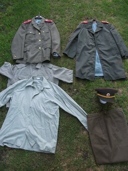 uniforma ČSLA,  VB, plyn. maska, mapník, strážní boty.. - 4