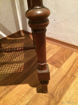 4 ks historických židlí - 4