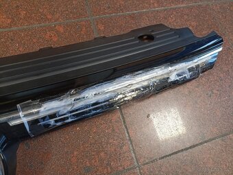 Maska chladiče VW GOLF 8 VIII 2020- s LED 5H0853651S - 4