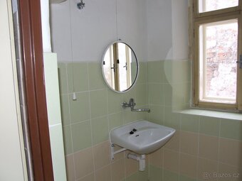 Pronajmu byt 2+1 v Jičíně - 4