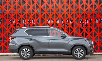 SsangYong Rexton - 4