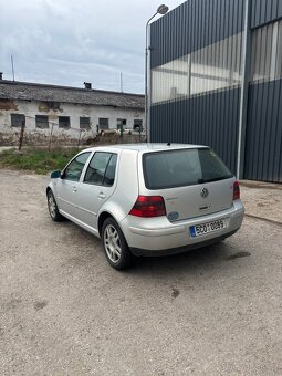 VW Golf 4 - 4