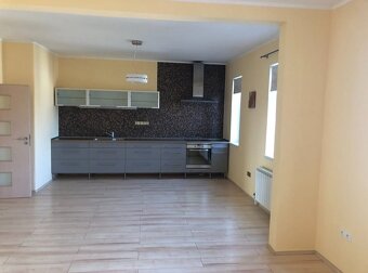 Pronájem bytu 2+kk 85 m² Švermova, Olomouc - 4