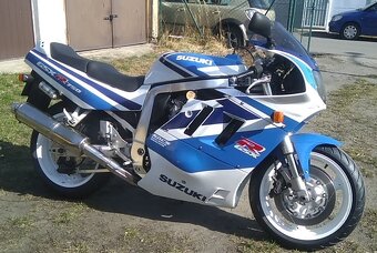 Suzuki - 4