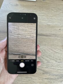 iPhone 12 pro , 128 GB - 4