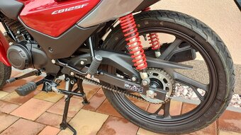 Honda CB125F - 4
