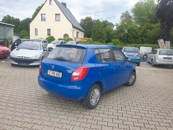 Škoda Fabia Base - 4