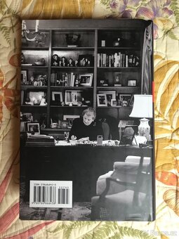 Madeleine Albright • Madam Secretary • A Memoir - 4