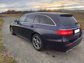 MERCEDES-BENZ E220 D 4matic AMG - 4