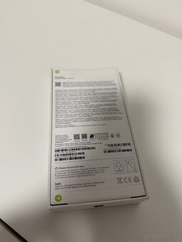 iPhone 16 pro , NOVÝ - 4