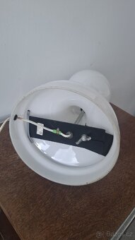 Ikonicka lampa od Ivana Jakese - 4