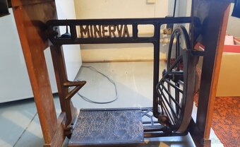 Šicí stroj Minerva - 4