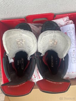 Hokejové brusle CCM Jetspeed FT4 Pro - 4