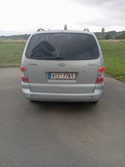 7 míst LPG Hyundai Trajet 2.0 i - 4