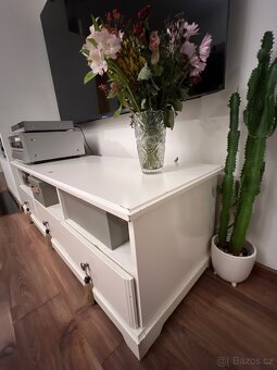 IKEA Liatorp - 4