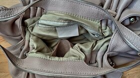 Pudrová kožená kabelka - 4