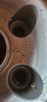 Hliniková kola VW Passat 17" sadu 4ks - 4