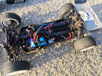 RC auto Xray Buggy 1/10 model - 4