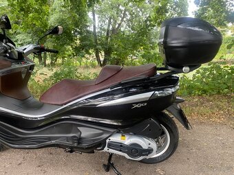 Piaggio X10 500 - 4