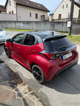 Toyota Yaris - 4