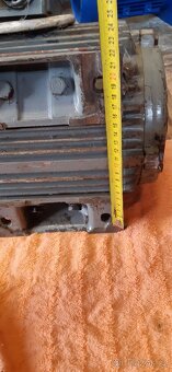 Elektromotor 11 - 4