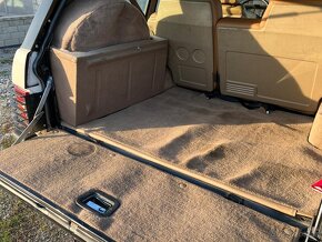 Land Rover - 4