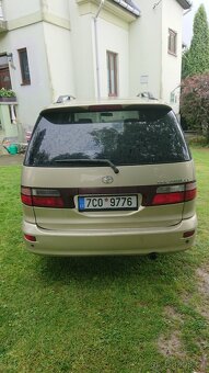 Toyota previa 2 - 4