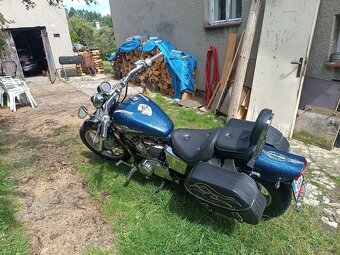 Honda VT 1100 shadow - 4