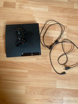 Playstation 3 + 4hry - 4
