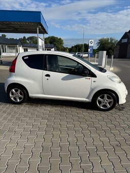 Peugeot 107 - 4