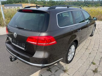 Volkswagen Passat B7 2.0 TDI, Combi, alu, tažné - 4