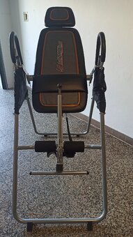 Trakční lehátko, rekonvalescenční lehátko, inverzní stůl - 4