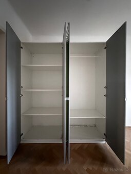 Zrcadlova 4 dverova skrin IKEA - 4