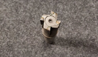 Čelní stopková fréza s tvrdokovovými plátky 24 mm - 4