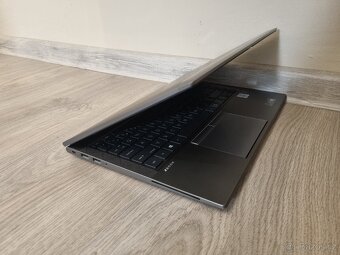 ▼HP ZBook Firefly 14 G7 - 14" / i7-10810U / 16GB / SSD / ZÁ - 4