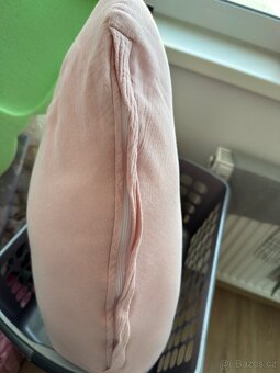 kojící polštář - 4