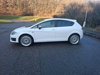 Seat Leon FR 2.0 TSI 155 kW, 2011 - 4