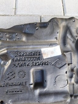 Kryt motoru Renault Trafic - 4