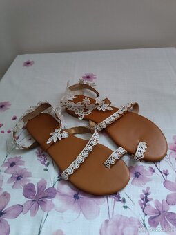 Sandále/ svatební boty vel. 39/40 - 4